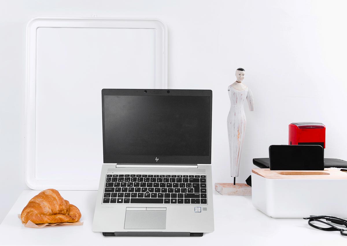 Desq Laptop en Tabletstand kunststof verstelbaar 15,5 cm hoogte 290x258 mm